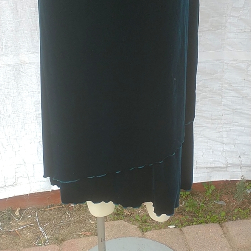 Dress - Picture 5 of 7